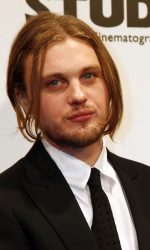 Michael Pitt